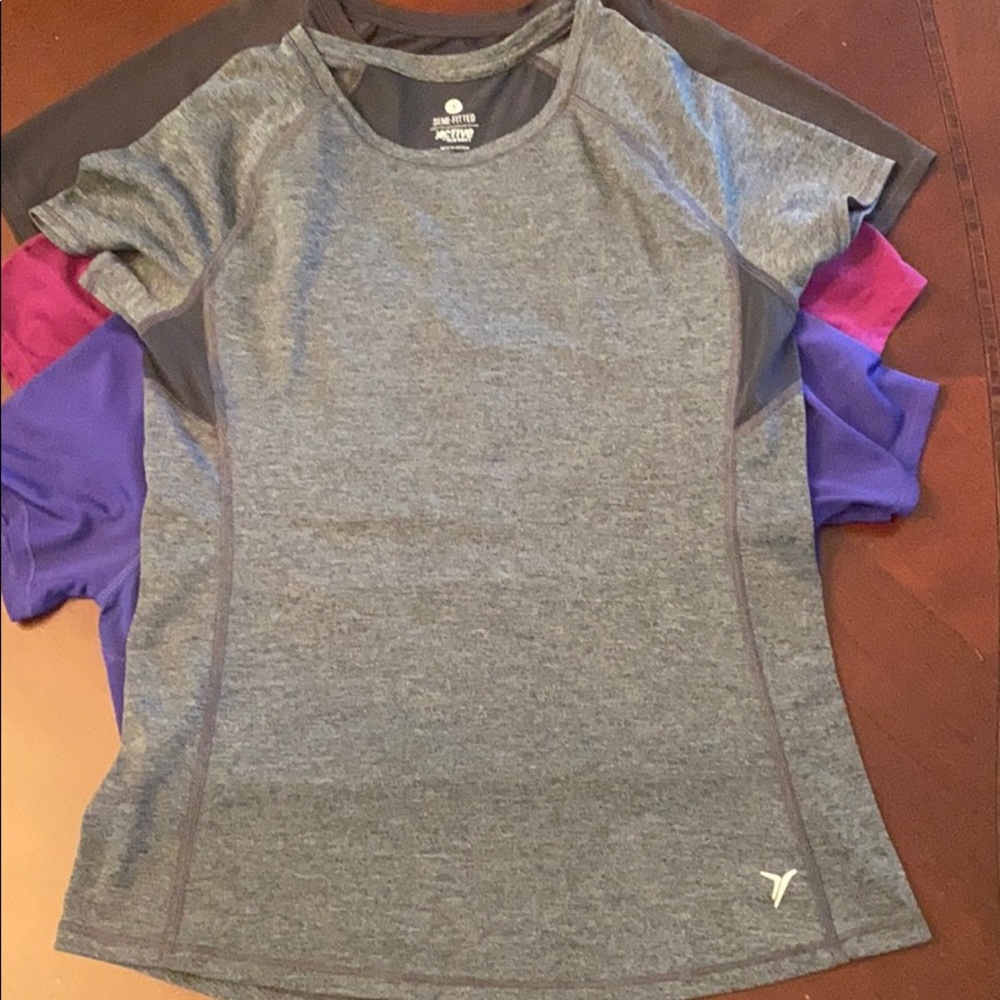 Work out shirts - Picture 2 of 5